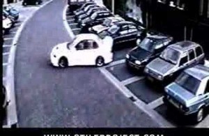 ¿Cómo escapar de la policía en coche?
